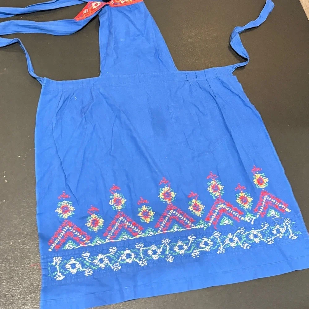 Vintage Blue Embroidered Apron Folk Art Cross Stitch Cotton Pocket Cottagecore